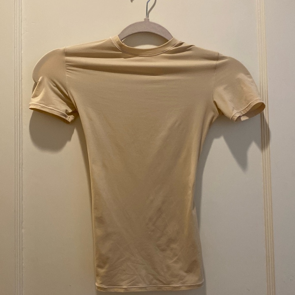 Skims fits everybody t-shirt